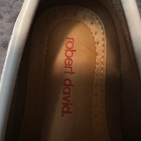 White Loafers for Men - Size 10.5 - Picture 2 of 5